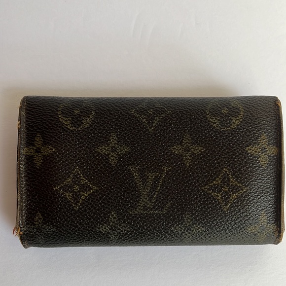 Louis Vuitton LV Monogram Snap Wallet - Picture 4 of 17